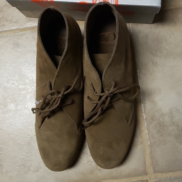 New Kelsi Dagger - Picture 1 of 4